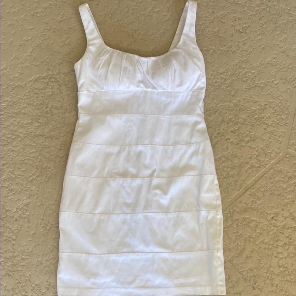 Bisou Bisou White Sleeveless Dress